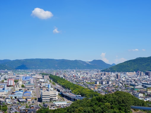 香川県民が選んだ「街の幸福度（自治体）」ランキング！ 2位「坂出市」、1位は？