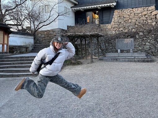 「東海オンエアファン！？」ME:I・TSUZUMIの投稿に「推しが推しの聖地…たまらん」「アクスタ欲しいw」