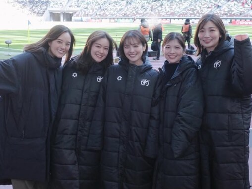 日テレの美人アナ大集合ショット！ 「こんなにすごいメンバーで」「めちゃめちゃ最高にお似合い可愛い」