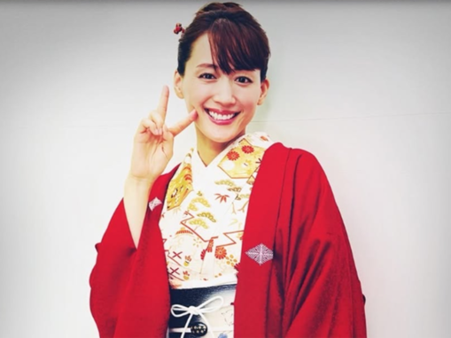 横顔が美しいと思う「40代女性俳優」ランキング！ 2位「綾瀬はるか」を抑えた1位は？