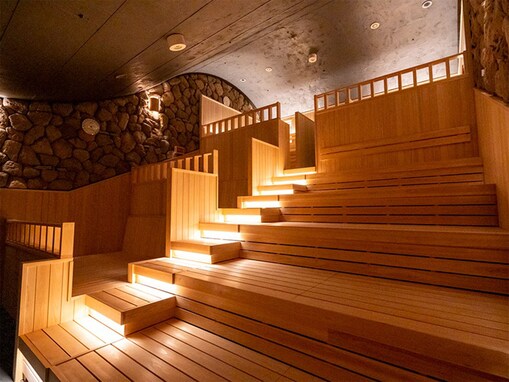 【茨城県の人気スーパー銭湯】「SPA&ごはん ゆるうむ」は日本最大級のサウナが自慢。食事処のサウナ飯も充実