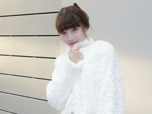 「可愛過ぎるママだこと」元アイドルの美脚ショットに注目集まる「相変わらずの美脚」「美人ママ頑張れ」