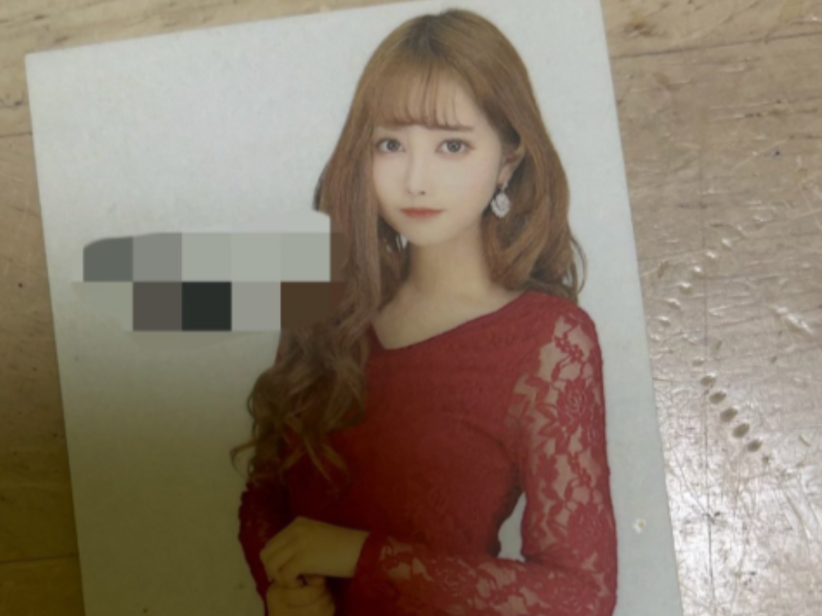 「売れないキャバ嬢から売れっ子タレントへ」人気タレントの最新ショットに反響「マーケティング戦略の成功者だな」