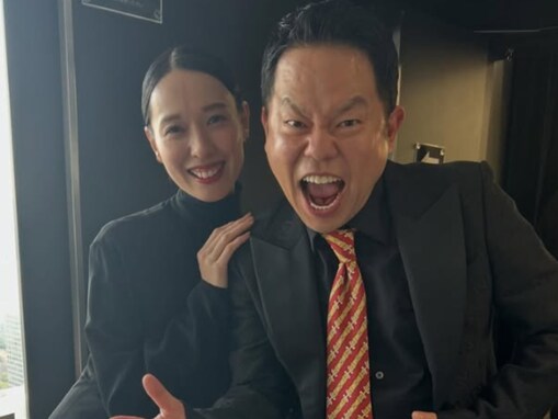 「顔どーなってんの！」お笑い芸人、人気女性俳優との密着ショットに驚きの声「すごすぎ」「加工かと」