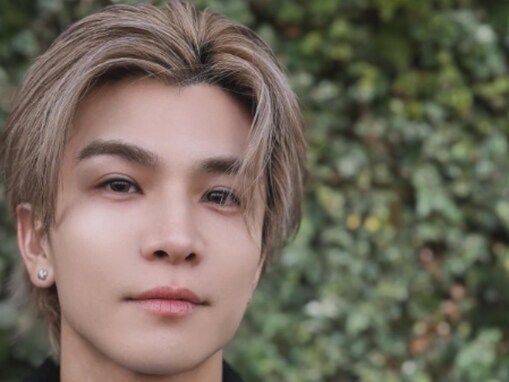 「色白がんさま」岩田剛典、美肌過ぎると反響！ 「肌の透明感やばすぎます」「なぜそんなイケてる」