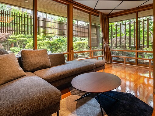 【福井県の人気ホテル】「あわら温泉 伝統旅館のぬくもり 灰屋」は自家源泉から湧き出る天然温泉を楽しめる