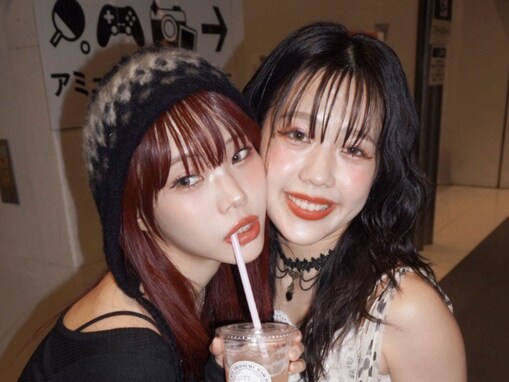 「骨格おんなじ」アイナ・ジ・エンド、美人妹との姉妹ショット公開！ 「メイクおそろっちしてる？」