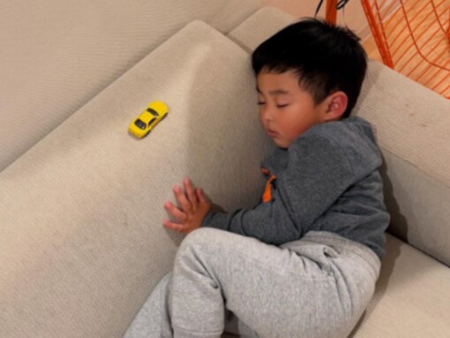 「遺伝子は凄い…」ユージ、大きくなった末っ子の姿を披露「クリソツ」「かなり大きめじゃないですか!?」