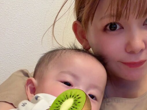 中川翔子、双子が“無事4か月”に！ 「2人ともイケメンだなぁ」「パパとママそっくり、遺伝てすごい」