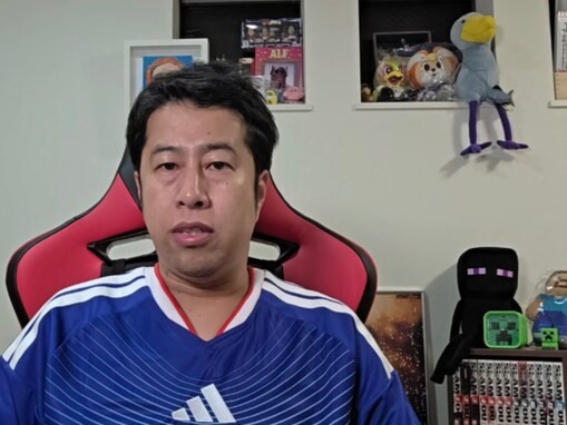 「こどおじ感強すぎ」お笑い芸人、仲間に苦言？ 「部屋と服が小5すぎるんやけど」「顔40やのに」