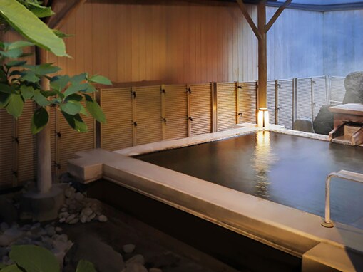 【宮城県の人気ホテル】「鳴子温泉 源蔵の湯 鳴子観光ホテル」は乳白色の温泉と地元の味覚を堪能できる宿