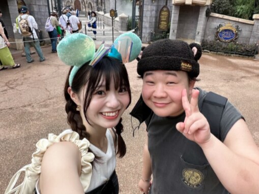 「がっつり本名が」有名YouTuberの彼女、ラブラブショット公開「綺麗すぎて声出た」「顔が異次元に小さすぎる」