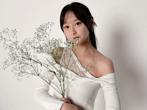 「芸能活動10周年」影山優佳、カレンダーのオフショットを公開！「どれも最高最強」「変わらず綺麗」