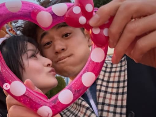 「奥さん美人ですね、さすがです…！」イケメンJリーガー、元テラハメンバー妻とラブラブ過ぎる姿公開