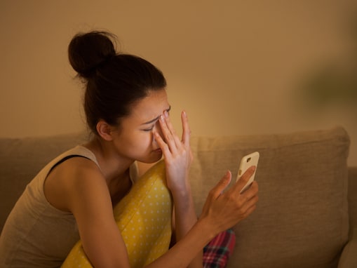 「父親と顔を合わせないよう緊張しながら」35歳女性、年収200万。それでも実家暮らしを続ける理由