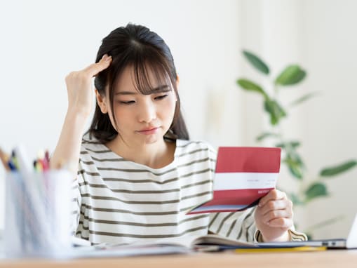 「彼はいるが、結婚願望なし」28歳女性、年収250万。「家族と過ごせれば良い」と話す実家暮らしの家計事情