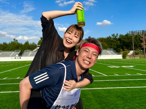 「できてるよね？」元令和の虎出演社長、秘書との密着ショットが話題に！「こりゃもう付き合ってんな…」