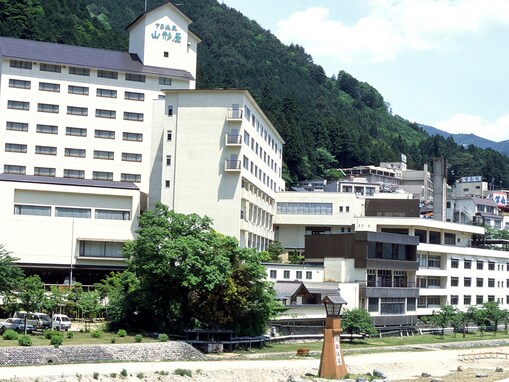 【楽天トラベル売れ筋1位】「下呂温泉 山形屋」は天下の三名泉と称される豊かな湯を存分に堪能できる【2月12日】