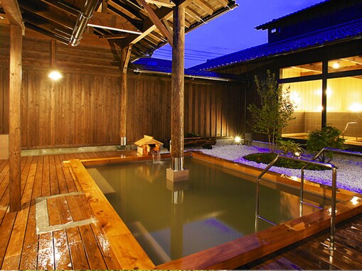 【埼玉県の人気スーパー銭湯】「天然自家源泉 星音の湯」は旅館のような雰囲気が魅力の施設。秩父の自然に囲まれてリラックス