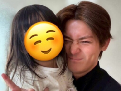 「お顔デレデレ」WEST.小瀧望、頭にキスするイチャイチャショット公開！ 「すっかりお姉さんだ」