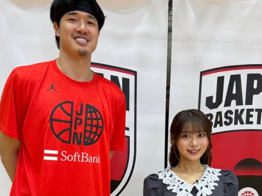 「身長差がエグい」まるぴ、バスケ渡邊雄太との2ショットに「子供に見える」「めちゃくちゃ大きい」驚きの声