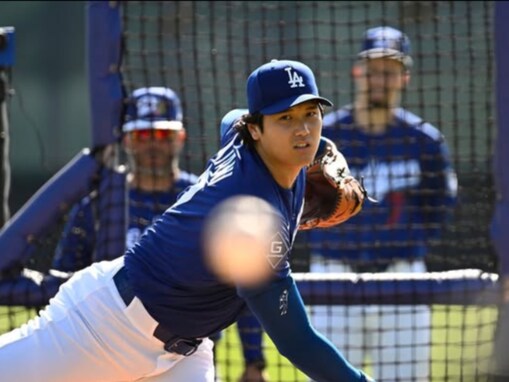 「魔法みたい」大谷翔平のピッチング姿に「貴重なワンショット」と反響！ 「カメラに当たるかと」