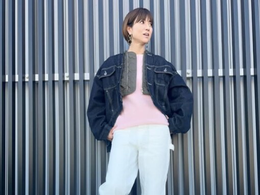 「オシャレで素敵」hitomi、50歳とは思えない脚長な圧巻スタイルに反響「可愛い」「今日も素敵だなぁ」