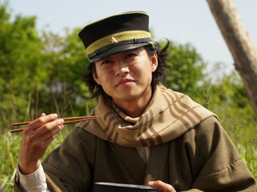 『ゴールデンカムイ』で「存在感が抜群な俳優」ランキング！ 2位「山崎賢人」を4票差で抑えた1位は？