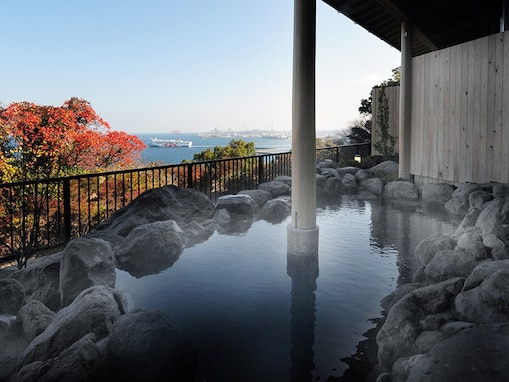 【大分県の人気日帰り温泉】「神崎温泉 天海の湯」は別府湾を一望できる絶景が自慢。家族湯も完備