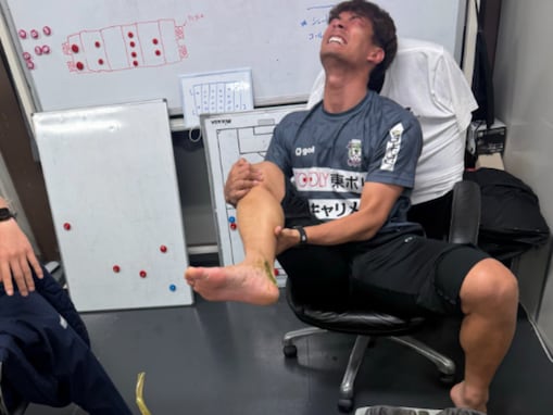 「『社外秘』事項では」槙野智章、コーチ撮影ショットに「まずいんでない？」「内部情報の露出」の声。