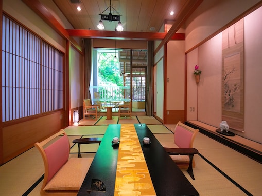 【楽天トラベル月末スペシャルオファー】「錦帯橋温泉 岩国国際観光ホテル」が最大20％オフ！ 客室から四季の橋と錦川ビューで過ごす癒し休日【2月26日】