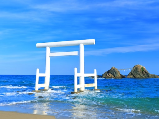 【九州・沖縄エリア居住者に聞いた】春にドライブで行きたい場所ランキング！ 「糸島」を抑えた1位は？