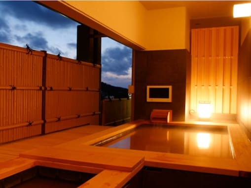 【楽天トラベルセール】「有馬温泉 御幸荘 花結び」が今だけ特別価格に！露天風呂から四季折々の景色を堪能できる【3月2日】