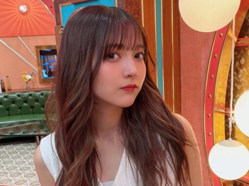 「だいぶ無理があって草」黒嵜菜々子、「お詫びのツイートに自撮り上げてる人初めて見た」ツッコミ殺到