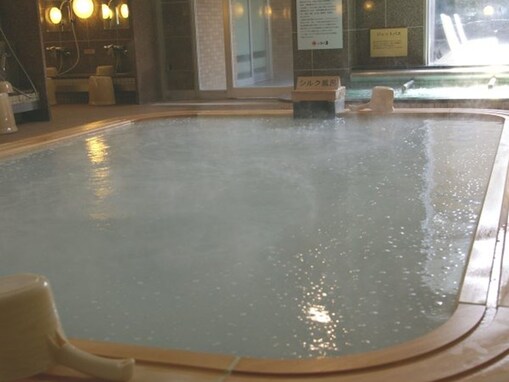 【茨城県の人気スーパー銭湯】「いちの湯 水戸店」は季節を感じる野天風呂やシルク風呂が自慢