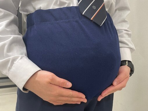 宇都宮市消防局、“マタニティ執務服を導入”も「普通に産休に入ってほしい」「休ませてやれよ…」の声