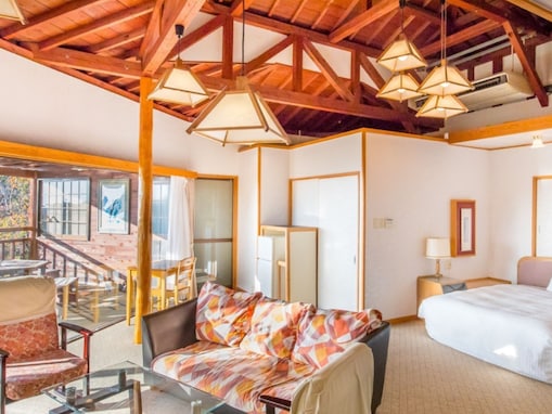 【楽天トラベル特別セール】「白浜温泉 ホテル天山閣 海ゆぅ庭」が今だけ特別価格に！海を臨む客室で夕日と温泉をひとり占め【3月5日】