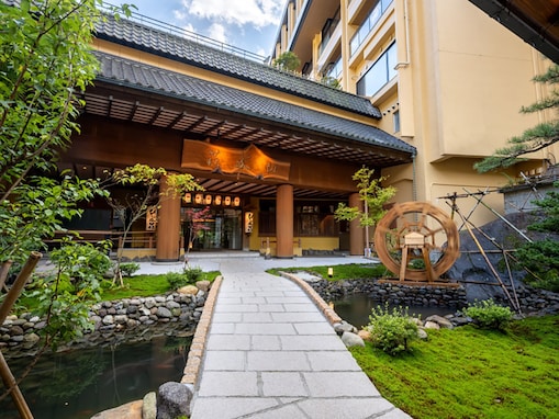 【福島県の人気ホテル】「土湯温泉 ホテル山水荘」は荒川の滝を望む絶景露天風呂が自慢の宿