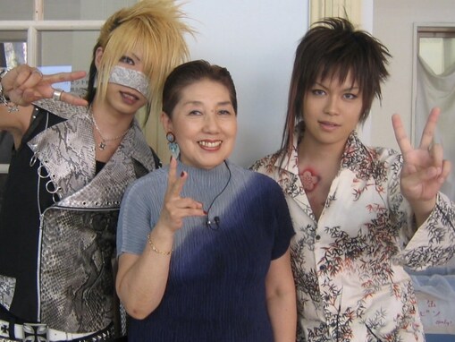 東海林のり子、V系バンドの故人が写る写真投稿で謝罪。「また見れるなんて思っていなくて感無量」の声も