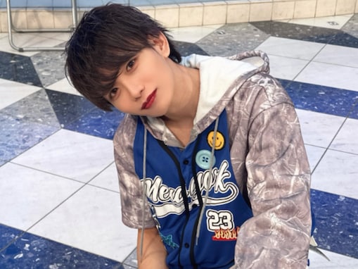 「毛深けぇ！」男性アイドル、衝撃の脚見せショットが話題に！ 「顔より足に目が」「ビックリした」