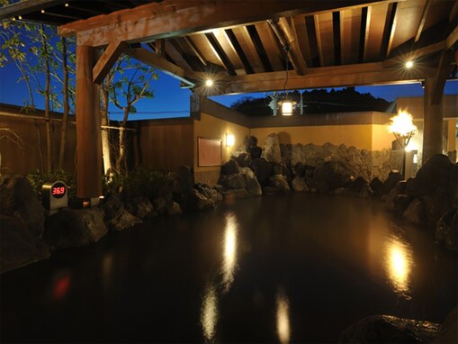 【神奈川県の人気スーパー銭湯】「野天湯元 湯快爽快 たや」は漆黒の天然温泉が楽しめる。都会の喧騒を忘れリラックス