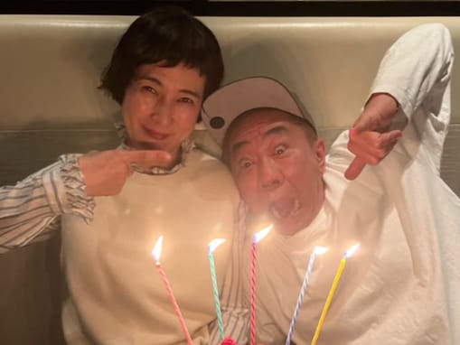 「64才部門ジジー協会！組合チョーに選出」木梨憲武、妻・安田成美とのラブラブショット公開「良い写真」