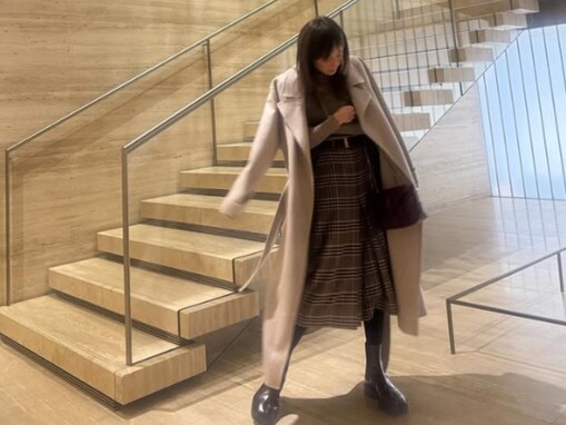 「食い倒れてくださいｗ」高岡早紀、“休演日”にスタイル抜群ショット公開「素敵過ぎです」「かわい～い！」