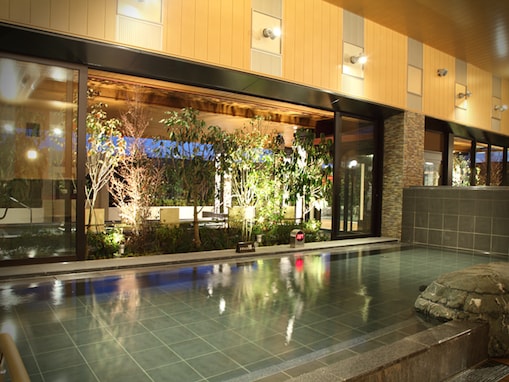 【兵庫県の人気スーパー銭湯】「みずきの湯」は8種類の岩盤浴と強力ロウリュが自慢の施設。ナノ炭酸泉でリラックス