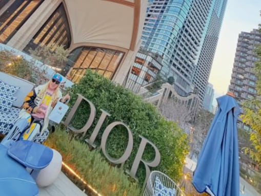 「ヘソクリはたきましたw」DJ KOO、家族への高級？ プレゼント購入「お小遣い貯めまくり」「素晴らしい」