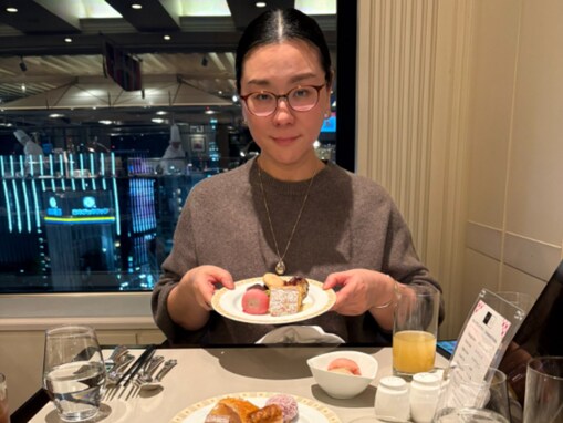 「お似合い！」M-1ファイナリスト、女性とホテルビュッフェへ！「えぇ？この二人が」「ちょっとヒヤヒヤ」