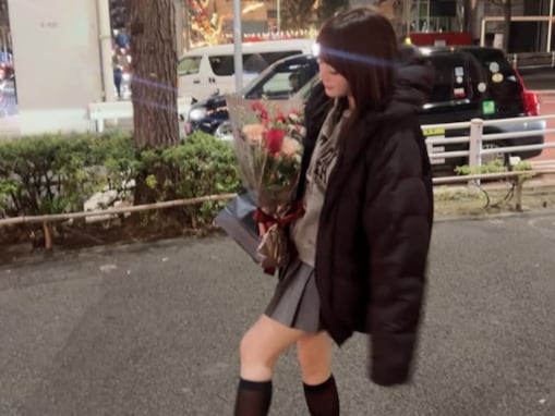 「見た目が女子高生」北乃きい、35歳の誕生日に美脚ショット披露「ミニスカ似合いすぎ」「可愛い」