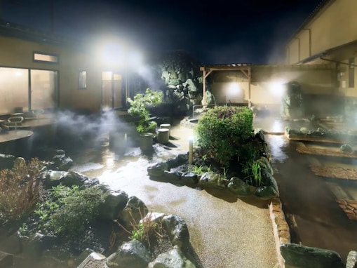 【埼玉県の人気スーパー銭湯】「おふろの王様 志木店」は拡張された岩盤浴エリアと多彩なサウナが魅力