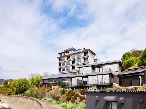 【佐賀県の人気ホテル】「太良嶽温泉ホテル 蟹御殿」は有明海の絶景と竹崎カニを堪能できる宿