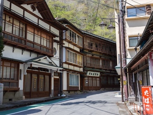 【栃木県】「大きな窓のある浴場から…」自然豊かで素朴な温泉郷「板室温泉」の魅力とは？